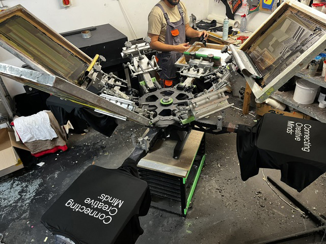 Screen print machine